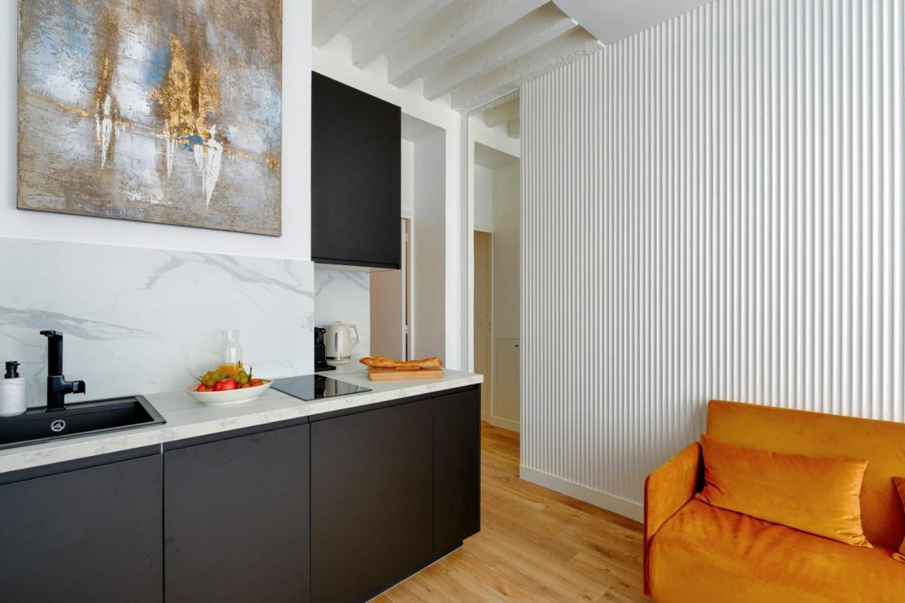 Appartement Design Ile St Louis - Welkeys Paris Eksteriør bilde