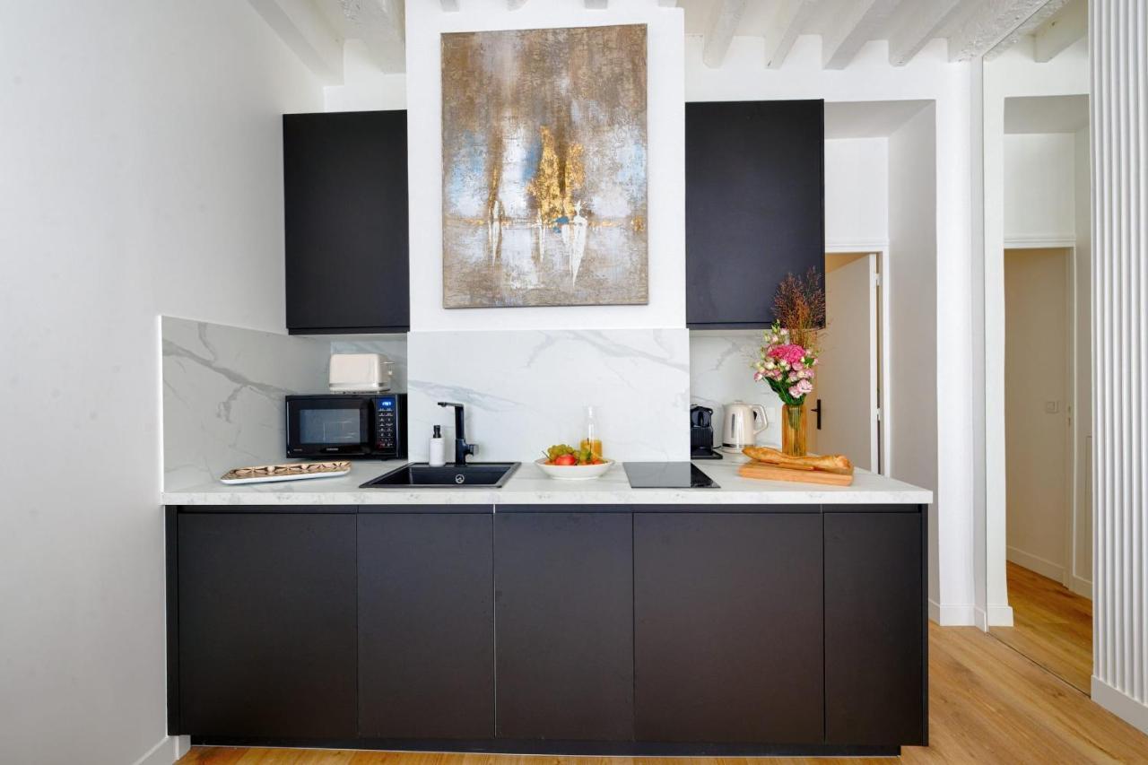 Appartement Design Ile St Louis - Welkeys Paris Eksteriør bilde